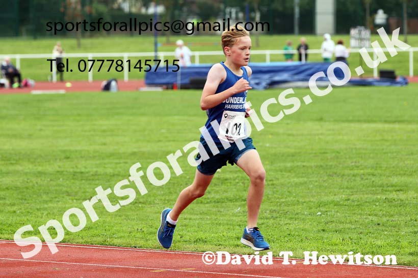 Mens and Boys 800 metres, 2021 North Eastern Track and Field Champs., Middesbrough. Photo: David T. Hewitson/Sports for All Pics